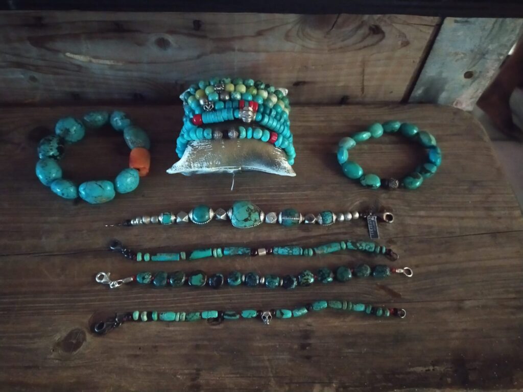 Bracciali con pietre dure: turchese e turchese e argento